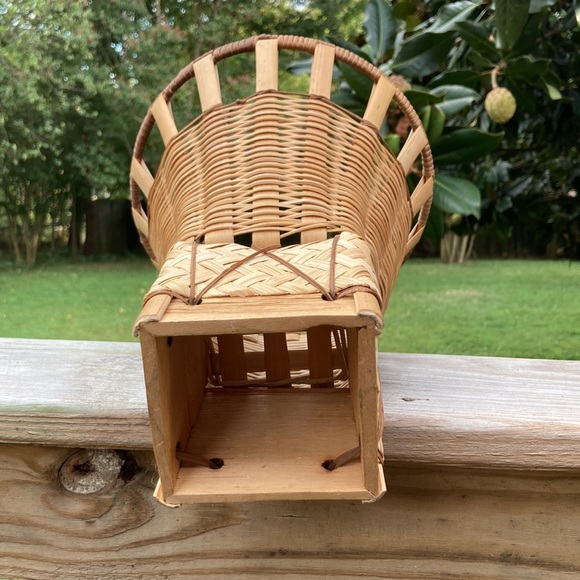 PLANTER BASKET Natural Woven Tall Planter Flower Pot Basket with Base 10.25 in - Picture 7 of 11